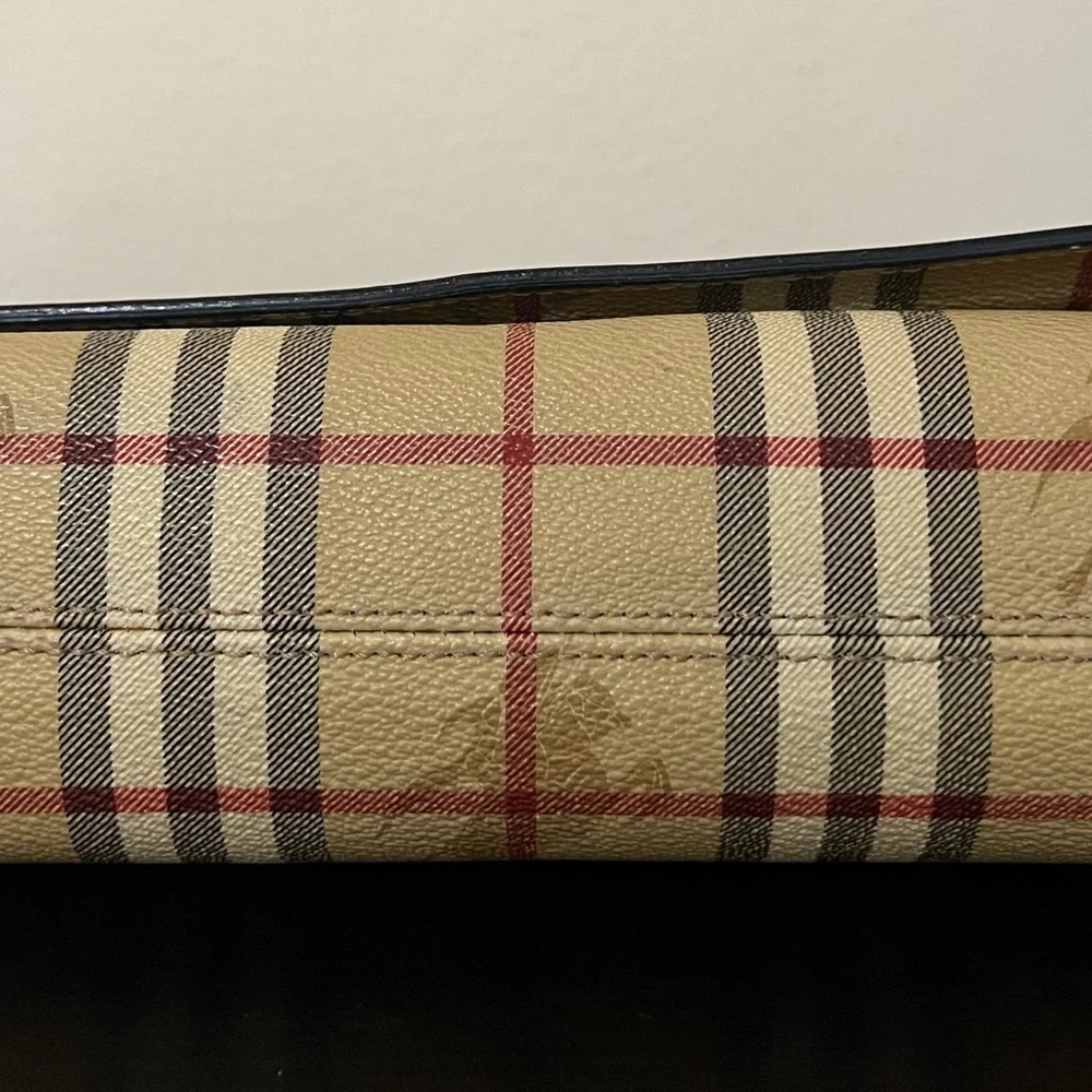 Burberry Tan and Red Shoulder Bag with Classic Plaid - Picture 5 of 10